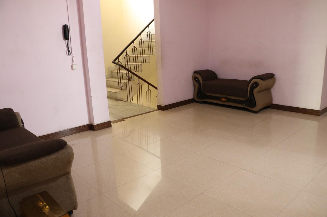 Hotel Sarweshwary Varanasi Exterior foto
